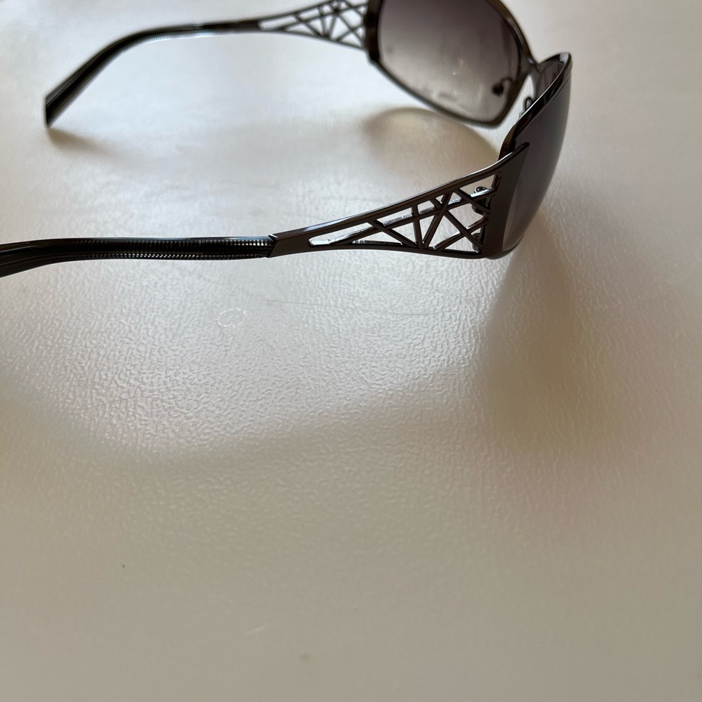 Designers Black Geometric Sunglasses